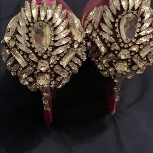 Badgley Mischka fuschia satin jeweled pumps